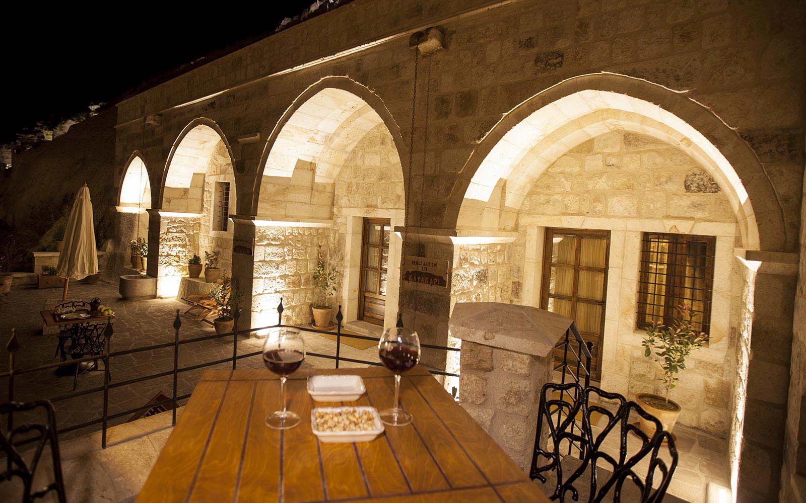 131 - Bekçi Aziz Evi